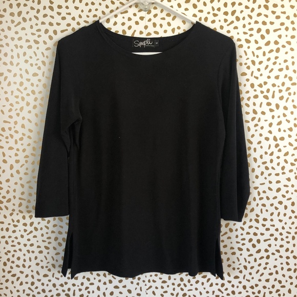 Sympli black top - Picture 1 of 7